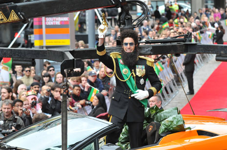 ロンドンで行われたプレミアイベントに登場したサシャ・バロン・コーエン
Ben Pruchnie/2012 Getty Images