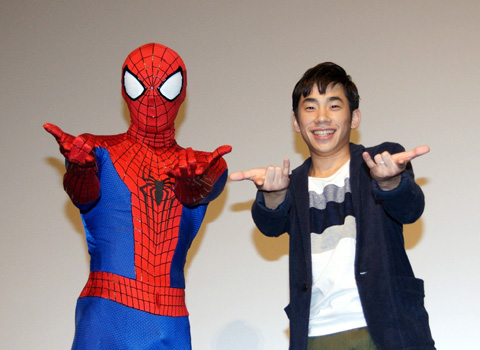 トークイベントに登場したスパイダーマンと織田信成