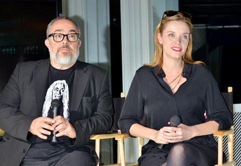 アレックス・デ・ラ・イグレシア監督と、妻で女優のカロリーナ・バング