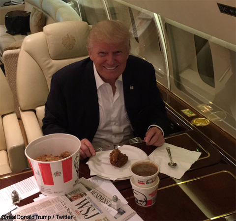 米大統領候補ドナルド トランプ お上品に を食べて大ヒンシュク だからコイツはいかれてるんだ とネットで袋叩きに 海外ドラマ セレブニュース Tvグルーヴ モバイル版