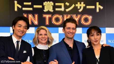 (左から)井上芳雄、ケリー・オハラ、マシュー・モリソン、濱田めぐみ