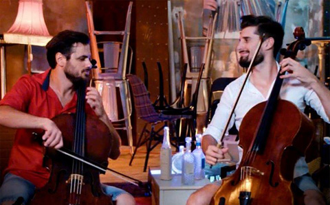 2CELLOS