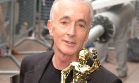 アンソニー・ダニエルズと、C-3PO