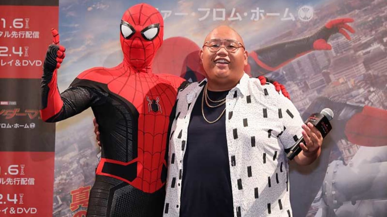 スパイダーマンの親友ネッド役 ジェイコブ バタロンが初来日 ほとんどのシーンがアドリブなんです Tvgroove