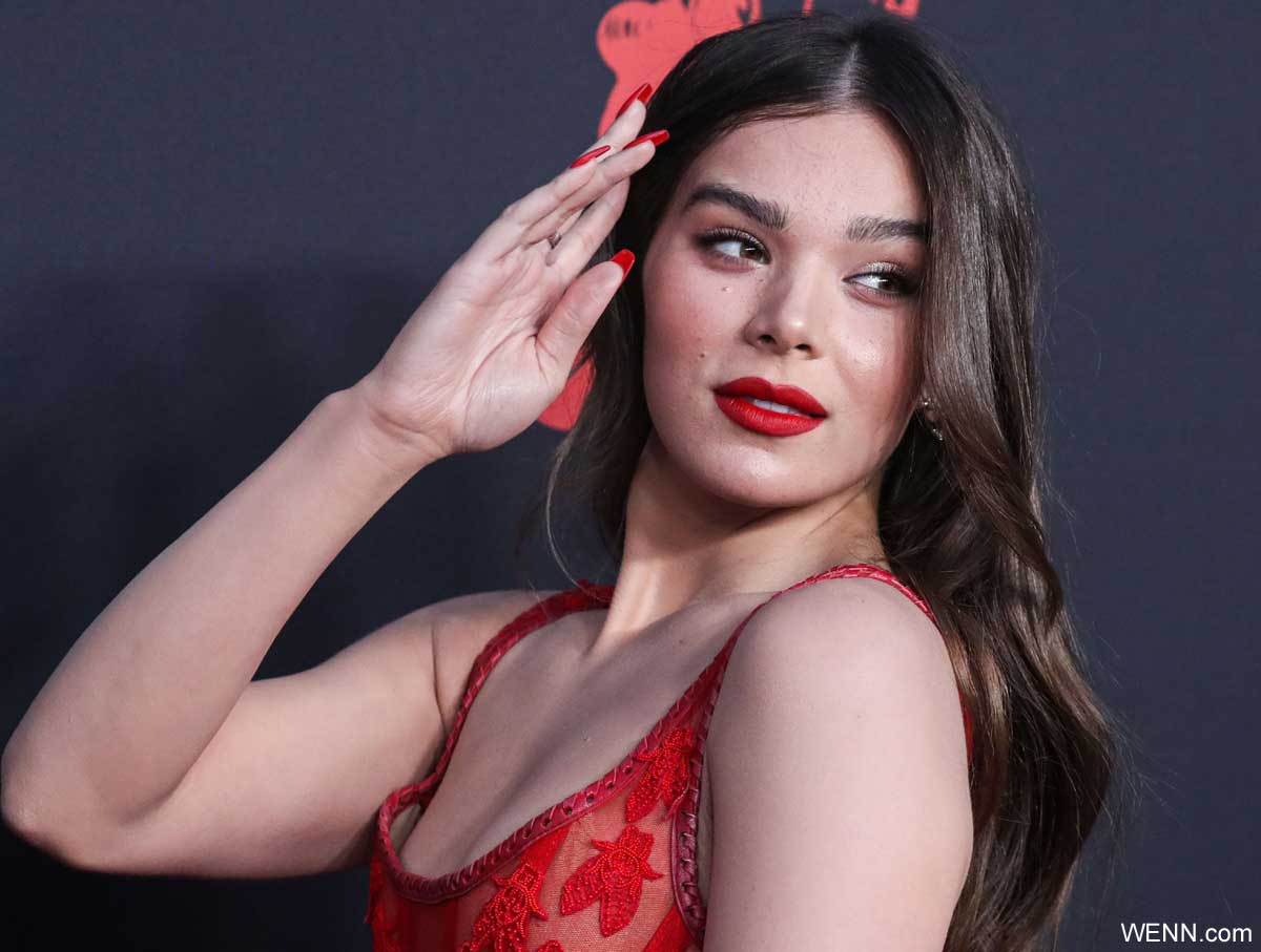 Hailee Steinfeld