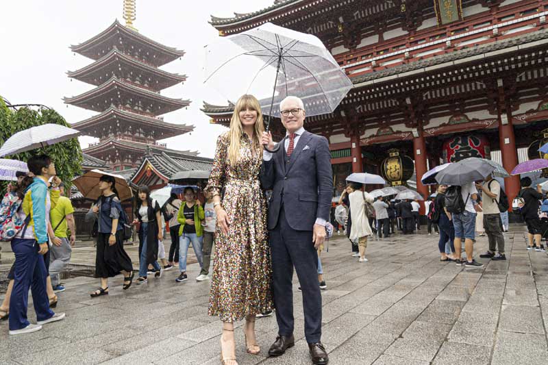 東京・浅草でのハイディ・クルムとティム・ガン