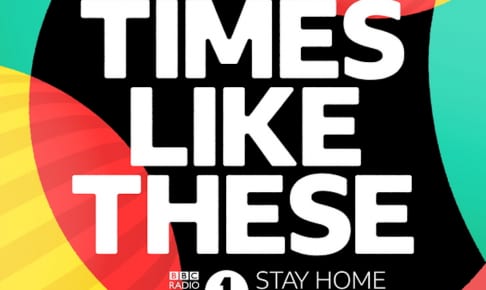 Foo Fighters『Times Like These』「The Stay Home Live Lounge」
