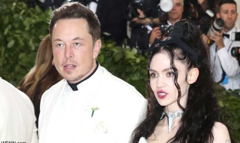 イーロン・マスクと、グライムス