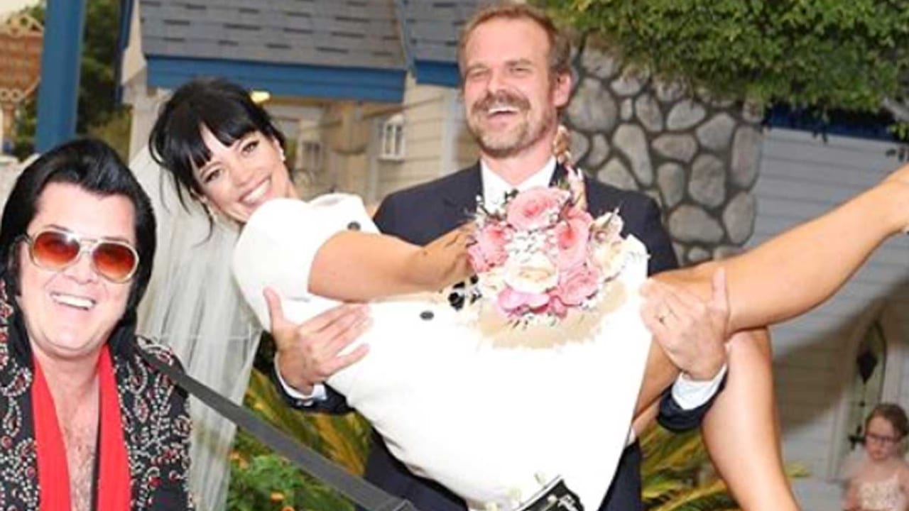 ストレンジャー シングス 未知の世界 デヴィッド ハーバーと歌手のリリー アレンがめでたく結婚 ラスベガスでのユニークな結婚式での写真を公開 写真あり Tvgroove ストレンジャー シングス 未知の世界 デヴィッド ハーバーと歌手のリリー アレンがめでたく結婚 ラスベガスでのユニークな結婚式での写真を公開 写真あり Tvgroove