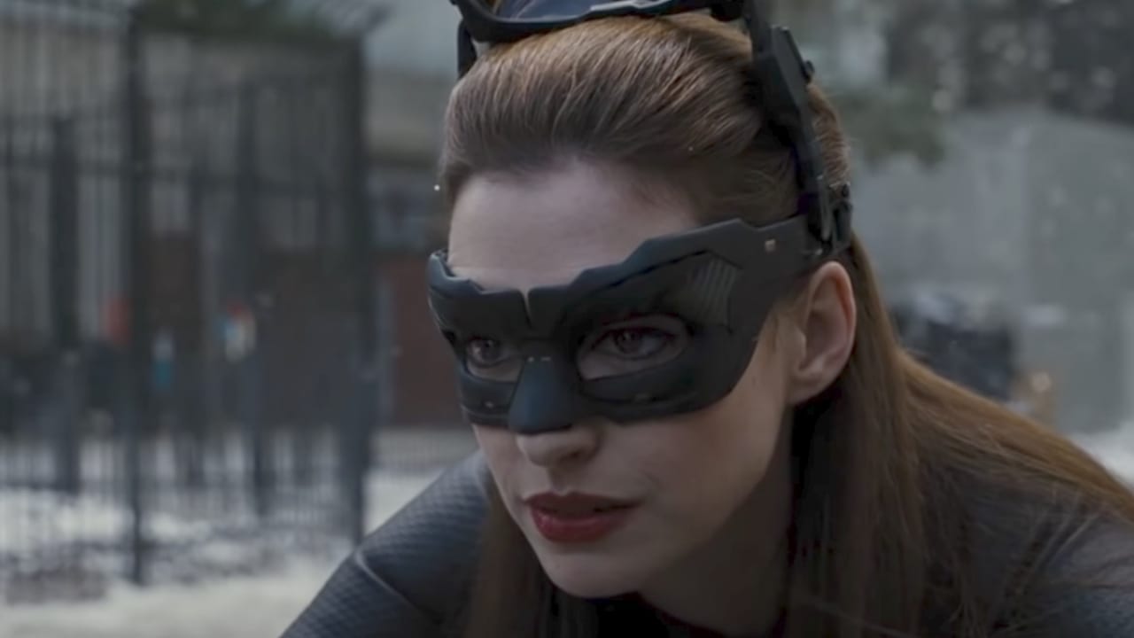 元キャットウーマン女優アン ハサウェイ 新 バットマン でキャットウーマンを演じるゾーイ クラヴィッツに期待大 彼女が何をするか楽しみだわ Tvgroove 元キャットウーマン女優アン ハサウェイ 新 バットマン でキャットウーマンを演じるゾーイ クラヴィッツに期待大 彼女が何をするか楽しみだわ Tvgroove