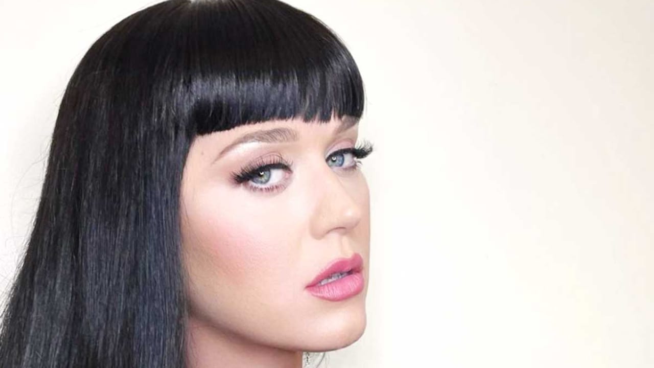 ケイティ ペリー 久々の黒髪を披露しファンたち大よろこび まるで08年に戻ったかのような写真公開 写真あり Tvgroove ケイティ ペリー 久々の黒髪を披露しファンたち大よろこび まるで08年に戻ったかのような写真公開 写真あり Tvgroove