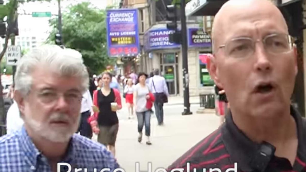 こんな偶然あり スター ウォーズ ジョージ ルーカスがなんとたまたま 奇跡の映り込み ファンが大よろこび 動画あり Tvgroove