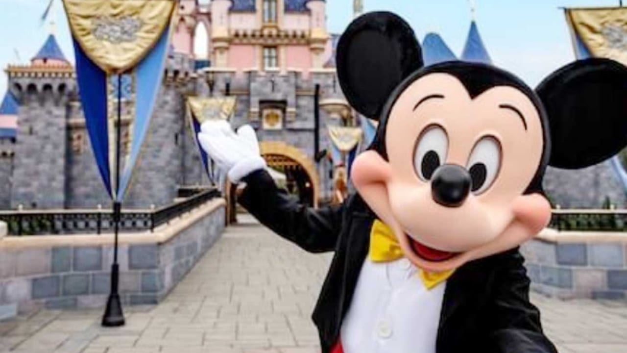 米カリフォルニアのディズニーランド 4月1日から再開の可能性 でも誰でも入園できるわけではない理由とは Tvgroove 米カリフォルニアのディズニーランド 4月1日から再開の可能性 でも誰でも入園できるわけではない理由とは Tvgroove