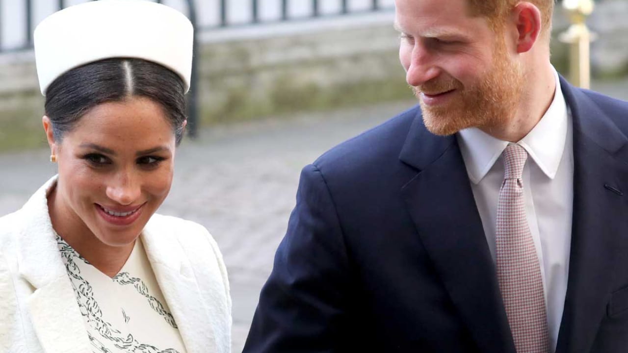 イギリス王室のエドワード王子とソフィー妃 ヘンリー王子夫妻の王室離脱騒動に初めて言及 ふたりが放った ジョーク とは Tvgroove イギリス王室のエドワード王子とソフィー妃 ヘンリー王子夫妻の王室離脱騒動に初めて言及 ふたりが放った ジョーク とは Tvgroove