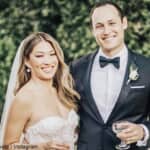 結婚したジェナ・アウシュコウィッツ（左）とデヴィッド・スタンレー