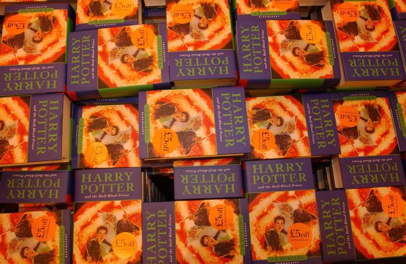 2005年に発表された第6巻「ハリー・ポッターと謎のプリンス」 (C)WENN.com