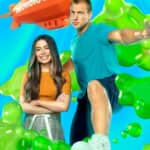 共同ホストを務める女優のミランダ・コスグローヴ（左） とNFLのロブ・グロンコウスキー選手