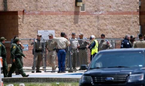 米テキサス州の銃撃事件の現場
