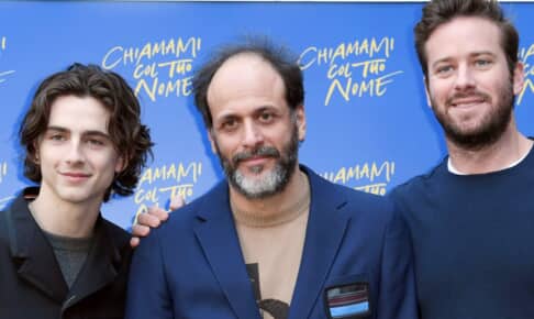 左からティモシー・シャラメ、ルカ・グァダニーノ監督、アーミー・ハマー Photo: Maria Laura Antonelli/Shutterstock
