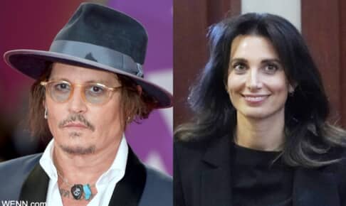 ジョニー・デップと、ジョエル・リッチ Photo: Steve Helber/AP/Shutterstock