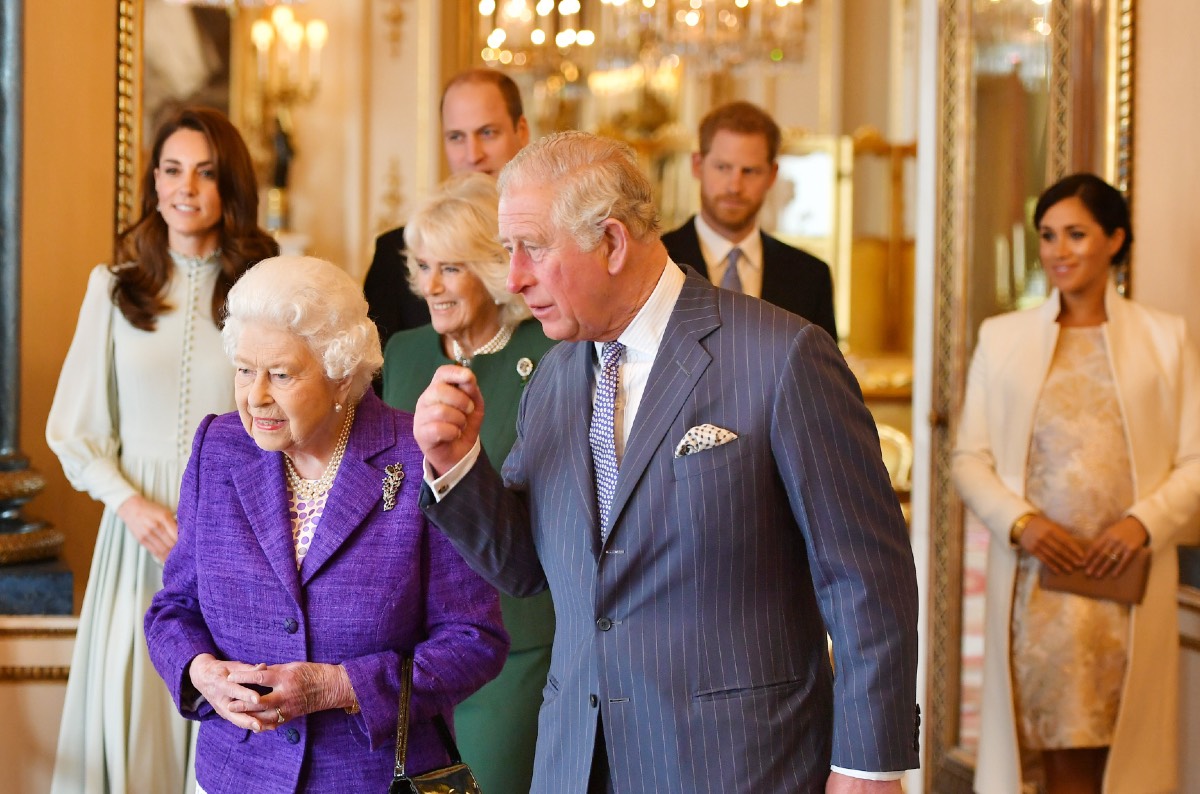 エリザベス女王と、ロイヤルファミリー Photo: Shutterstock