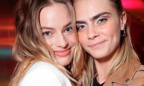 マーゴット・ロビーとカーラ・デルヴィーニュ