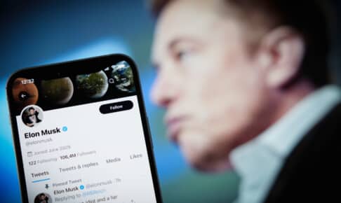 イーロン・マスク Photo: STR/NurPhoto/Shutterstock