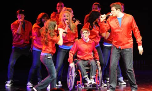 「glee」出演者たち Photo： Startraks/Shutterstock
