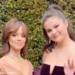 ジェナ・オルテガと、セレーナ・ゴメス