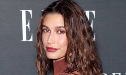 ヘイリー・ビーバー Photo: Chelsea Lauren/Shutterstock