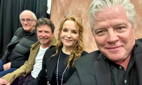 左からクリストファー・ロイド、マイケル・J・フォックス、リー・トンプソン、トム・ウィルソン