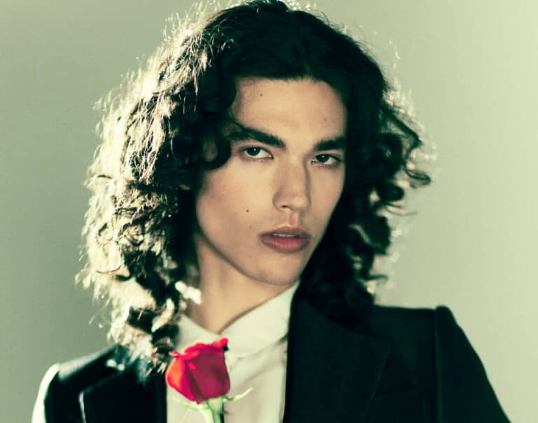 ジェームズ・キャメロン監督、日本の「原爆」をテーマにした映画製作に意欲! 被爆者との対面で気持ちがさらに強まる…「核兵器が何をもたらすかを