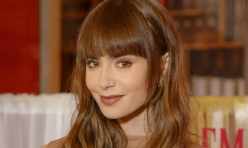 リリー・コリンズ Photo: THIERRY LE FOUILLE/SIPA/Shutterstock