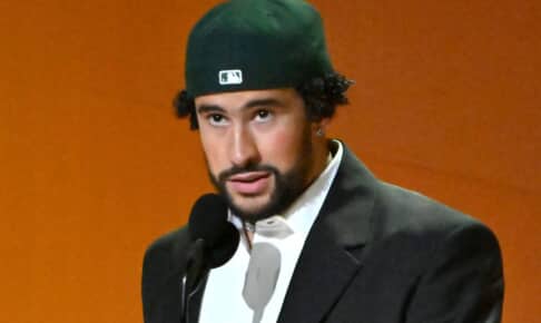 バッド・バニー Photo： Rob Latour/Shutterstock