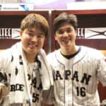 村上宗隆選手（左）、大谷翔平選手