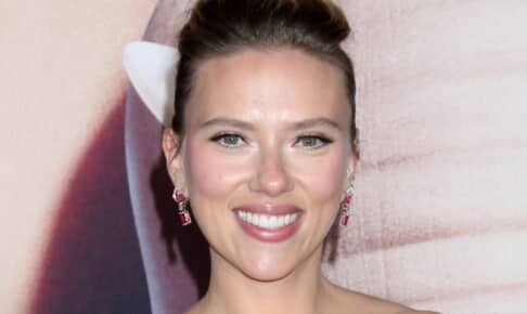 スカーレット・ヨハンソン Photo: Kathy Hutchins/Shutterstock