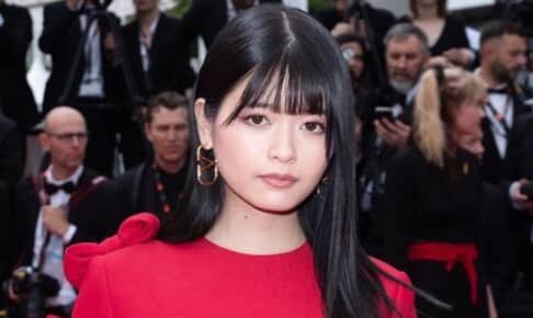 景井ひな