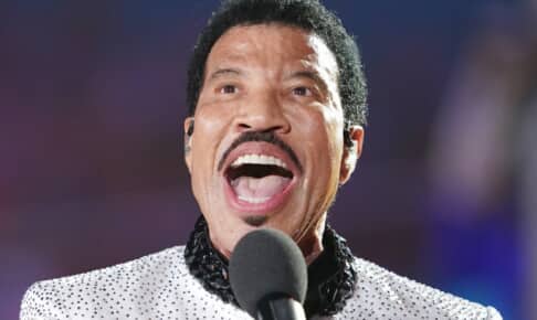 祝賀コンサートでのライオネル・リッチー Photo: Arthur Edwards/WPA Pool/Shutterstock