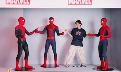等身大のスパイダーマンと写真が撮れるフォトスポット