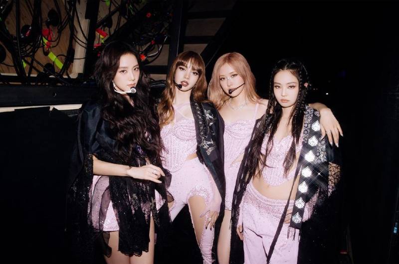 BLACKPINK @blackpinkofficial / Instagram