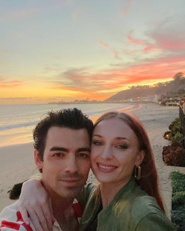 @joejonas / Instagram