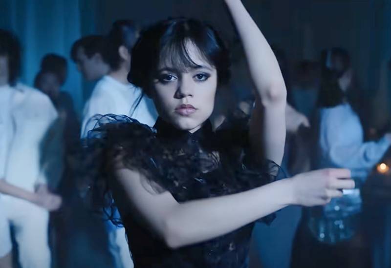 ジェナ本人が考えたクセスゴなダンスにも注目！ Netflix Japan / YouTube