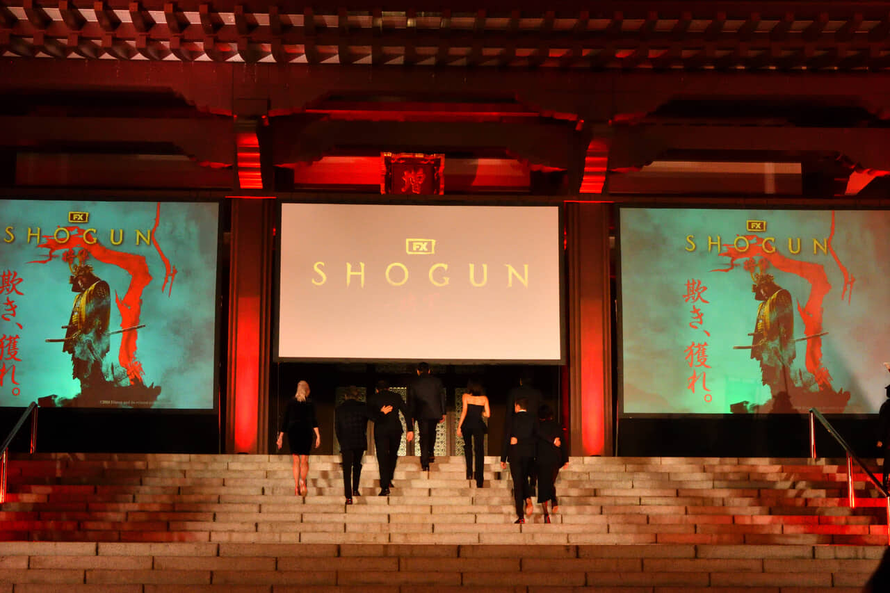 退場シーンまでクールな「SHOGUN」チーム ©︎ tvgroove